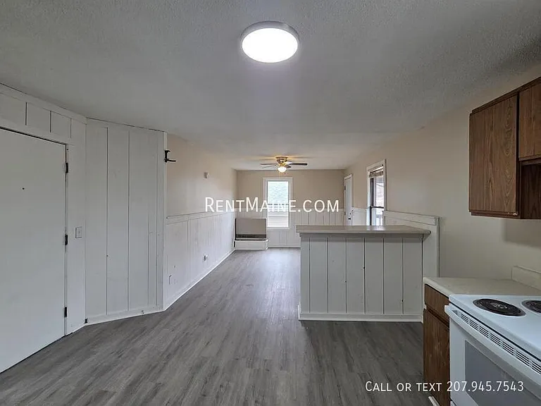 132 Spring St #5 — Photo 6