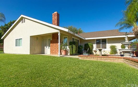 3rd image of 4000 Rosebay Dr