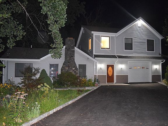 3rd image of 11 Heather Ln
