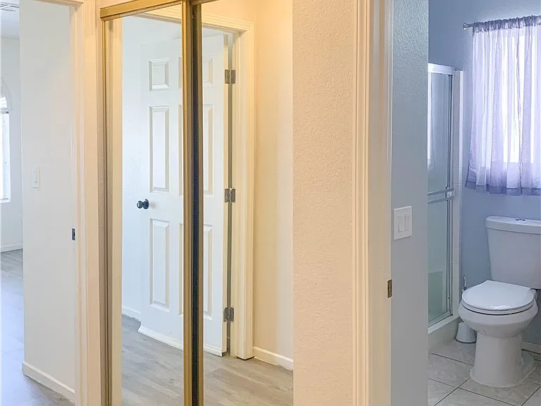 405 Europa Way — Photo 7
