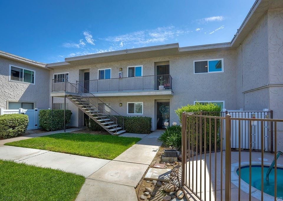 1st image of 8220 Vincetta Dr #44