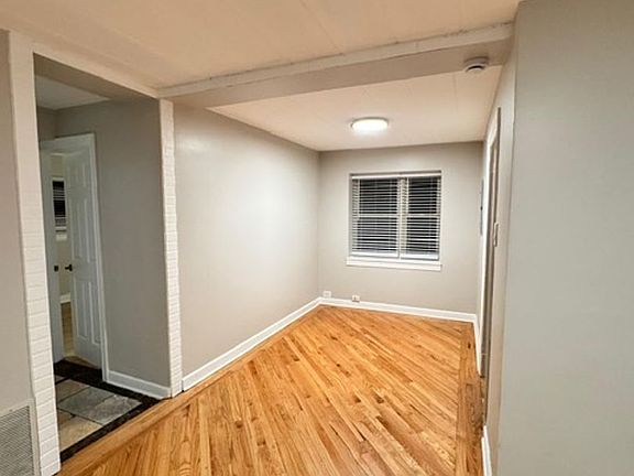 5th image of 6015-23 N Fairfield Ave #1W