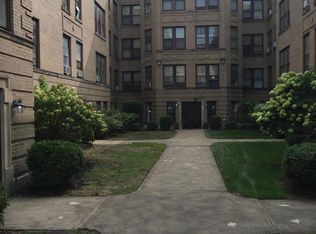 911 Sherman Ave #209, Evanston, IL 60202