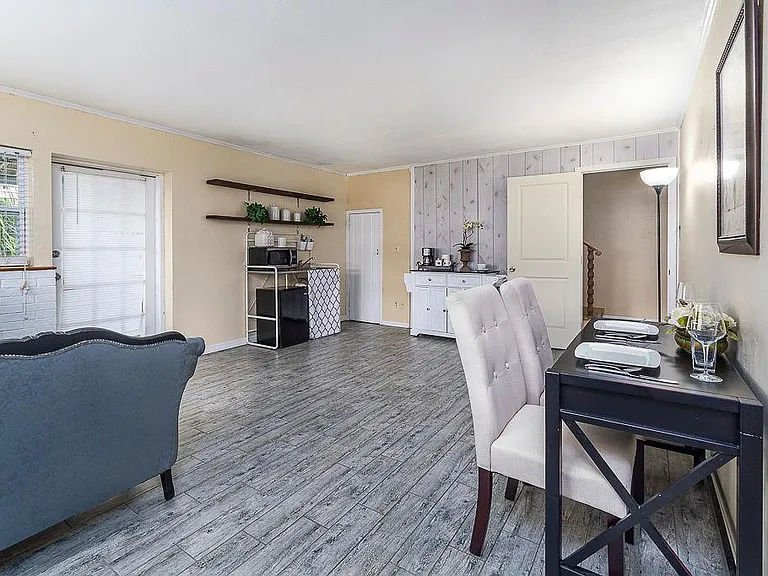11 S University Cir — Photo 24