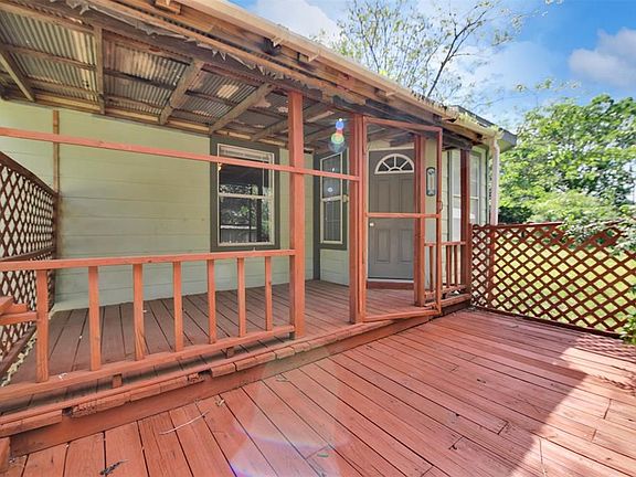 2nd image of 135 Wood Fern Dr