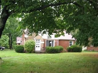 1st image of 24092 Hedgewood Ave