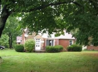 24092 Hedgewood Ave, Westlake, OH