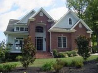 1210 Oak Chase Blvd, Lenoir City, TN 37772