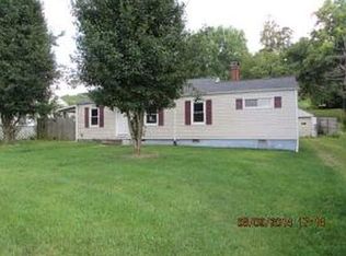 718 W H St, Elizabethton, TN 37643