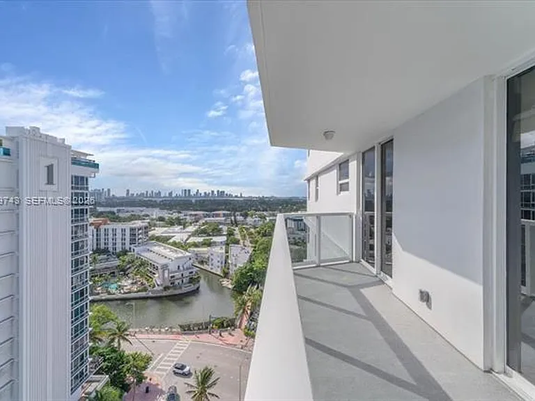 2401 Collins Ave #1807 — Photo 6