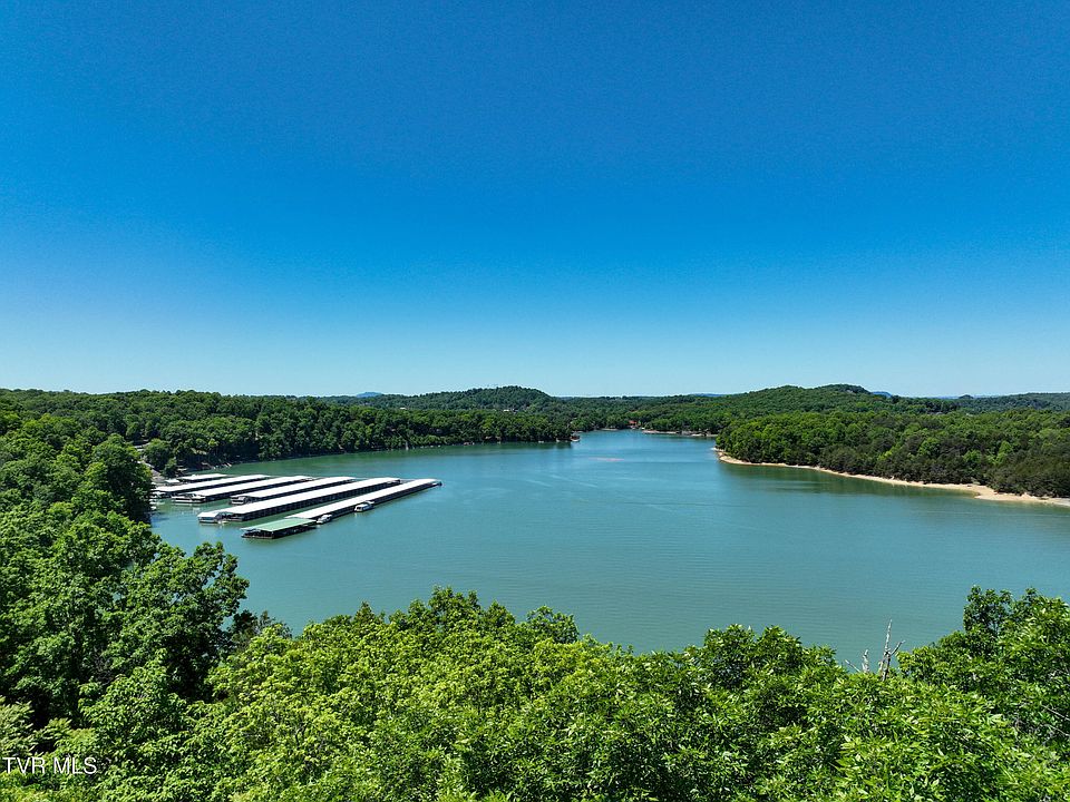 1st image of 614 Harbor Point Dr