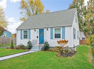 40 Haverford Rd, Warwick, RI 02886