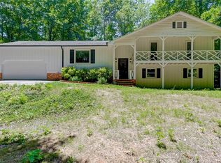 242 Overbrook Dr, Winston Salem, NC 27107