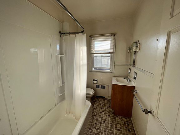 4th image of 505 Isabella St APT 2