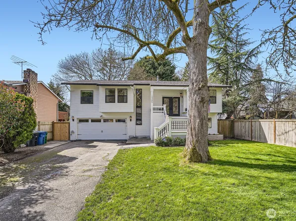 13345 22nd Avenue NE, Seattle, WA 98125