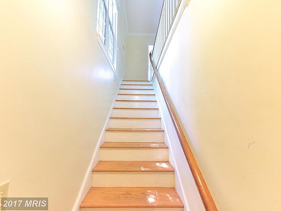 2nd image of 3153 Martha Custis Dr #832