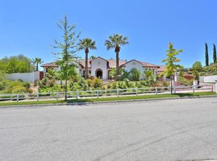 907 Sunset Hills Ln, Redlands, CA 92373