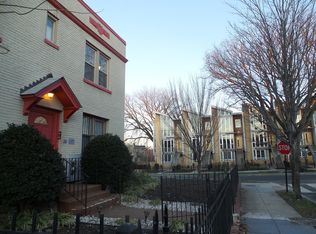 1618 Isherwood St NE, Washington, DC 20002