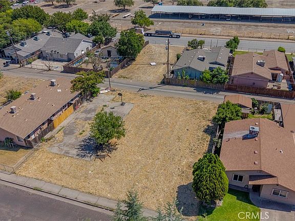 2nd image of 230 E 10th St Lot 35