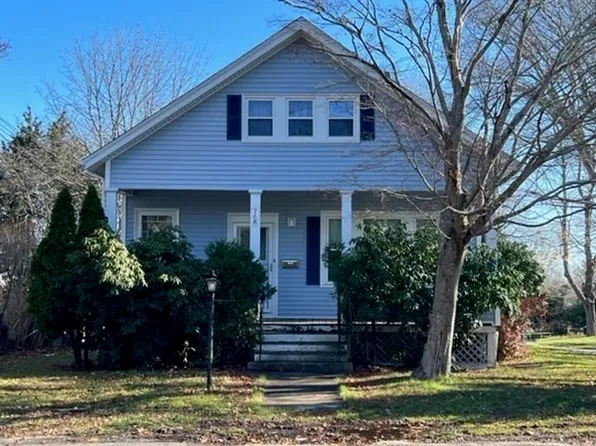 768 Dartmouth St, Dartmouth, MA 02748