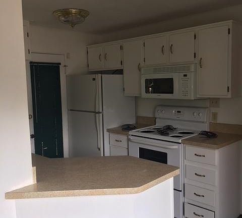 4th image of 1838 Mount Washington Ave
