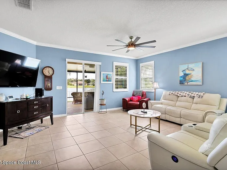 205 Bellamy Trl — Photo 5