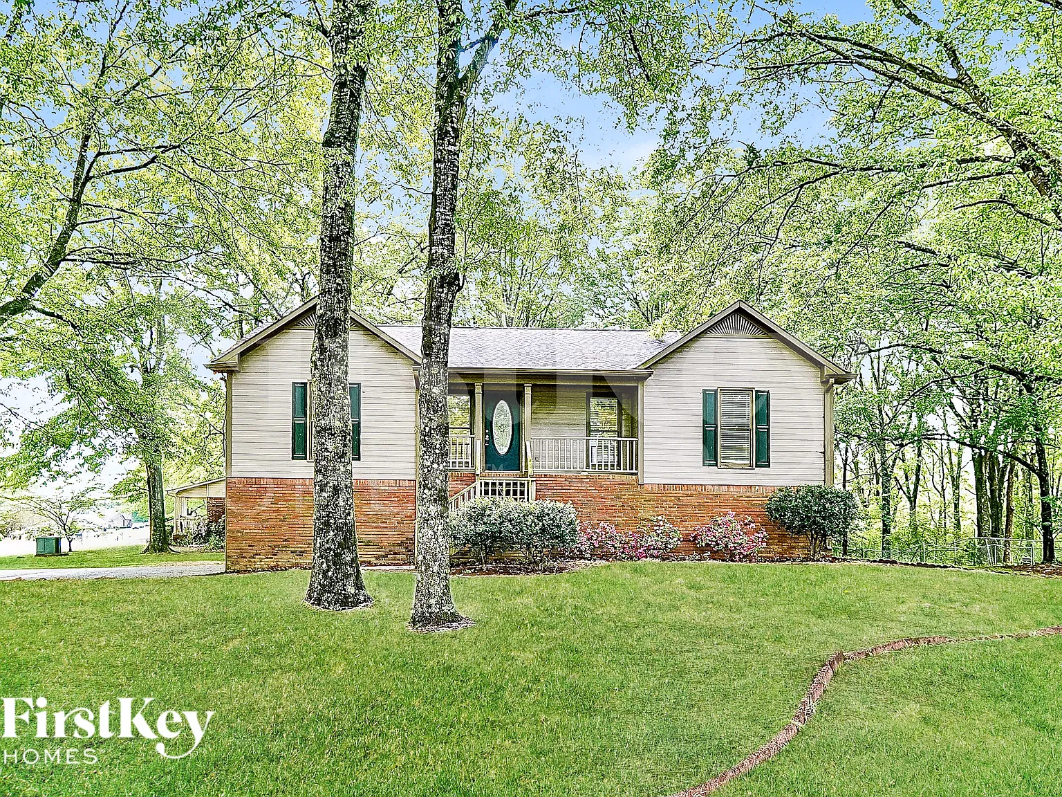 3 bed, 2.0 bath, 1414 sqft, $2,270 — Photo 1