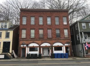 81 Franklin St, Norwich, CT 06360