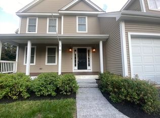 90 Cook Ln, Marlborough, MA 01752