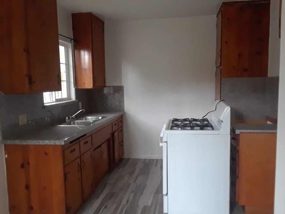 1st image of 14700 Blythe St #1