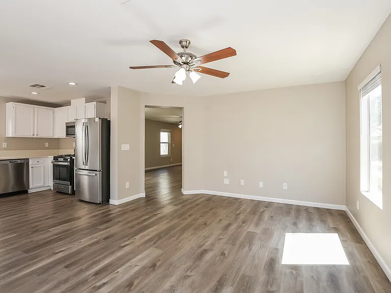 9790 Splendor Sky Ave — Photo 7