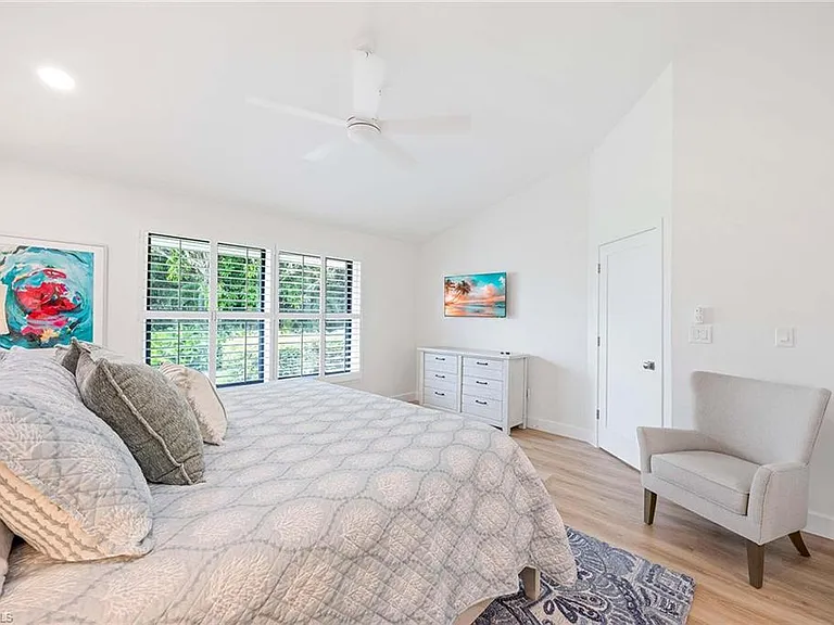 571 Park Shore Dr #G-6 — Photo 23