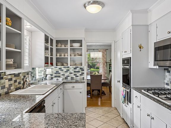5th image of 8446 Sweetwood Dr