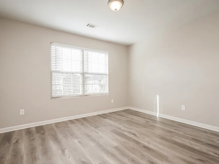 207 Shaker Hollow Dr — Photo 14