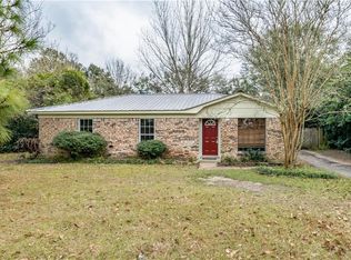 4613 Emerald Dr W, Mobile, AL 36619