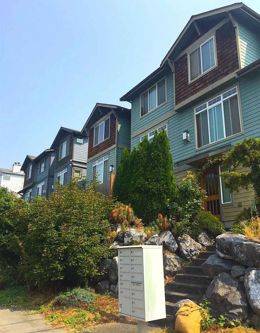 2 bed, 2.5 bath, 1310 sqft, $3,490 — Photo 1