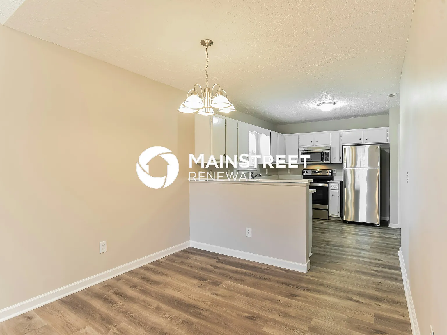 2715 Oxford Hall Ave — Photo 3
