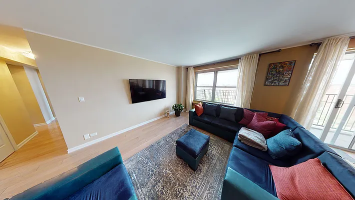 Sold by Remax Edge | media 5