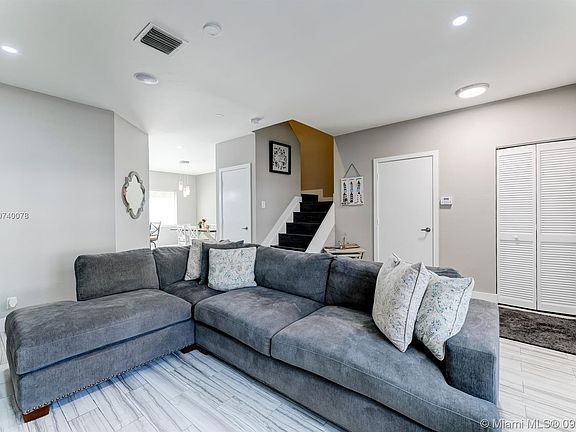 5th image of 6006 Black Plum Ct #491