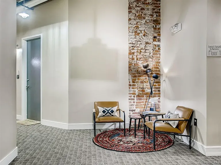 2441 N Broadway #102 — Photo 3