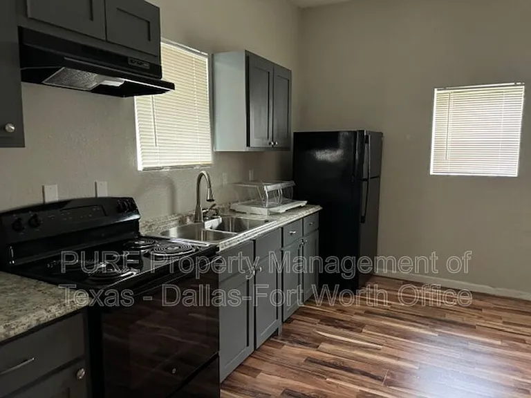 2932 Haynie St #D — Photo 6