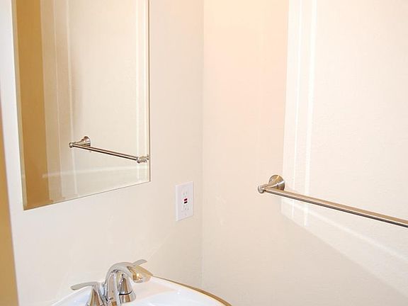 2nd image of 13757 Orleans Ct