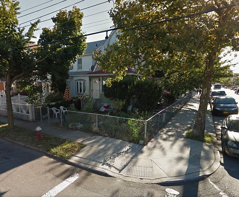 2nd image of 11116 109th Ave