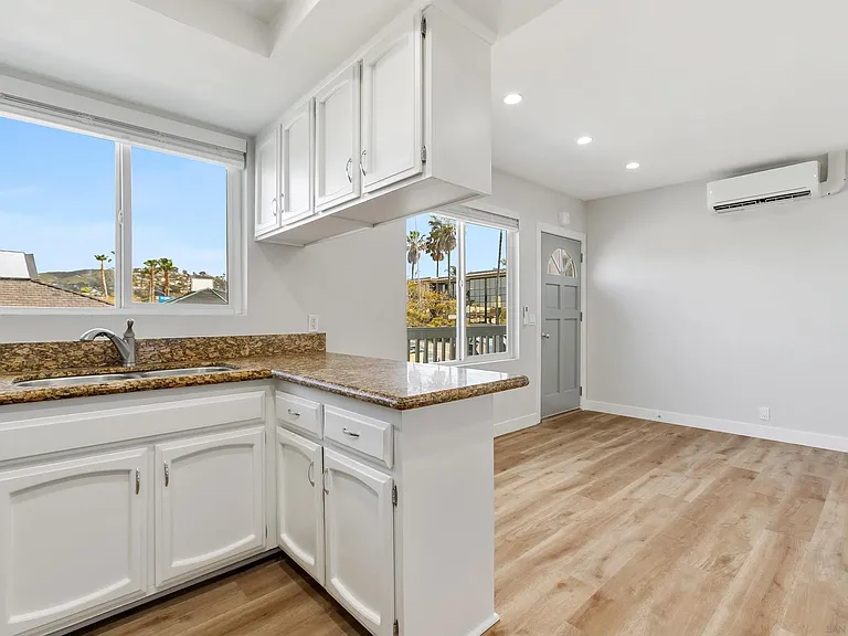 520 Pearl St #2 — Photo 8