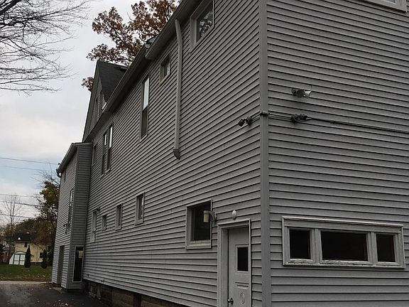 5th image of 163 Columbus St #3