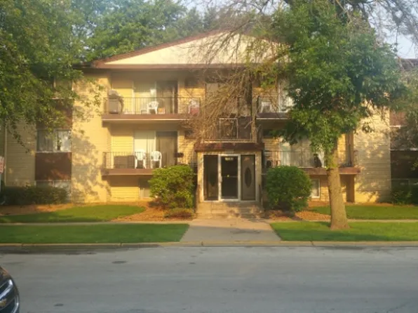 18361 Glen Oak Ave #G2d, Lansing, IL 60438