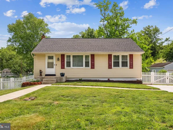 8907 58th Ave, College Park, MD 20740