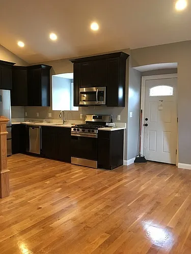 17 Alpine St #2 Photo 1