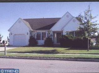 105 Flagstone Way, Sewell, NJ 08080