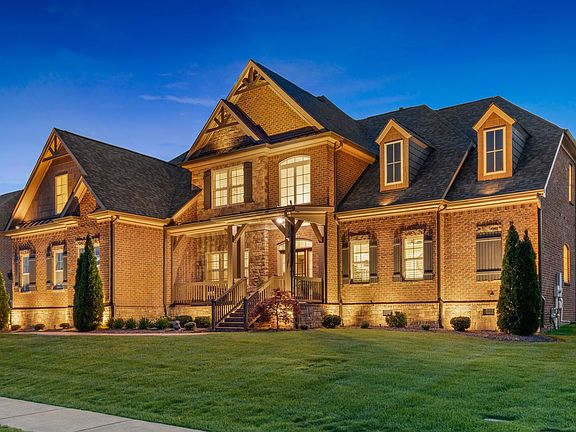 2nd image of 5033 Montelena Dr